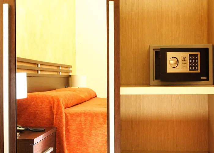 San Max Hotel
