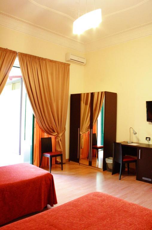 San Max Hotel 3*